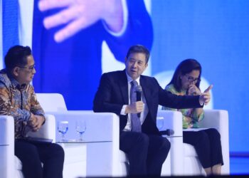 BRI Microfinance Outlook 2025: Dukung Inisiatif Pemberdayaan BRI, Chief Economist ADB Soroti Pentingnya Digitalisasi UMKM