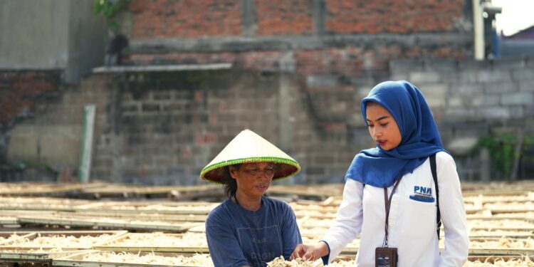 1,84 Juta Nasabah Naik Kelas, Kemenko Pemberdayaan Masyarakat Apresiasi Upaya Nyata Sinergi Holding Ultra Mikro BRI