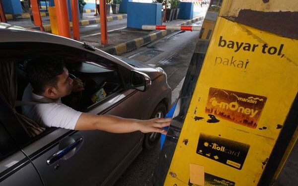 Imbas Kecelakaan Maut di GT Ciawi, Jasa Marga Aktifkan Pembayaran Tol Secara Mobile
