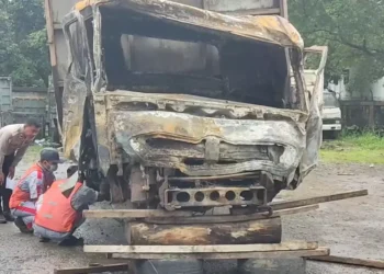 truk maut gerbang tol ciawi