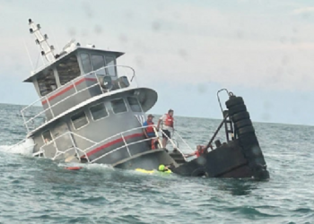 tug boat tenggelam