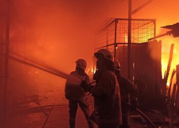 Pasar Poncol Senen Terbakar, 21 Mobil Damkar Dikerahkan