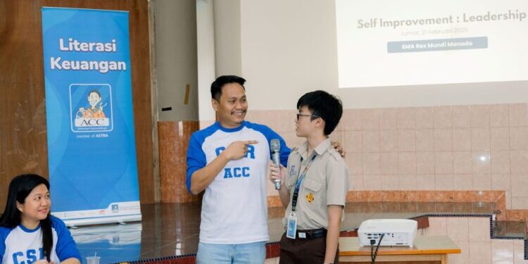 acc berikan literasi di sma manado