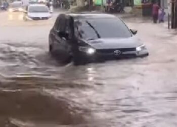 Dilanda Hujan Deras, Beberapa Wilayah di Tangsel Kembali Diterjang Banjir