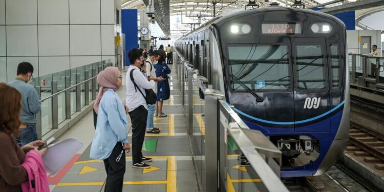 Hari Lebaran, Kereta MRT Tetap Beroperasi Normal Sesuai Jadwal Akhir Pekan