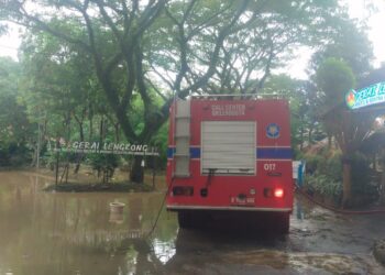 Gerai Lengkong Terendam Luapan Sungai Cisadane, Kerugian Capai Ratusan Juta Rupiah