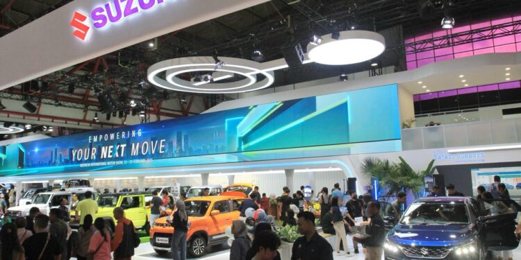 Suzuki Catat Rekor Penjualan di IIMS 2025: Hampir 1.700 SPK, New XL7 Hybrid Jadi Primadona