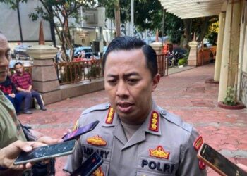 Imbas Demo Massa Tolak UU TNI di Bekasi, Dua Mobil Polisi jadi ‘Korban’
