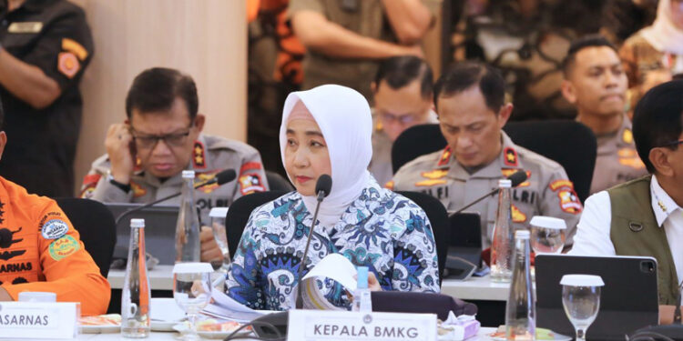 Siapkan Operasi Modifikasi Cuaca, BMKG Bakal Pindahkan Awan Hujan ke Laut