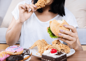 Kenali Binge Eating Disorder dari Gejala, Penyebab dan Risikonya