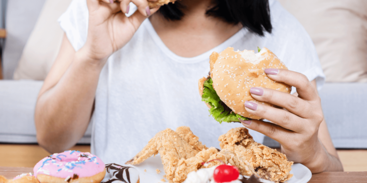 Kenali Binge Eating Disorder dari Gejala, Penyebab dan Risikonya