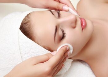 Perawatan Facial Wajah saat Berpuasa, Batal Nggak ya?