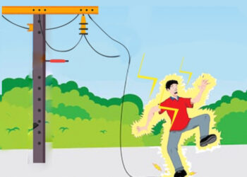 Satu Keluarga Tersengat Listrik Saat Banjir, Sang Anak Tewas