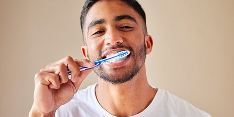 Gosok Gigi Setelah Makan Sahur Ternyata Tidak Dianjurkan, Ini Alasannya!