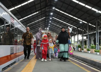Mudik Lebaran Murah Meriah! Tiket KA Ekonomi Antar Kota KAI Mulai Rp10.000