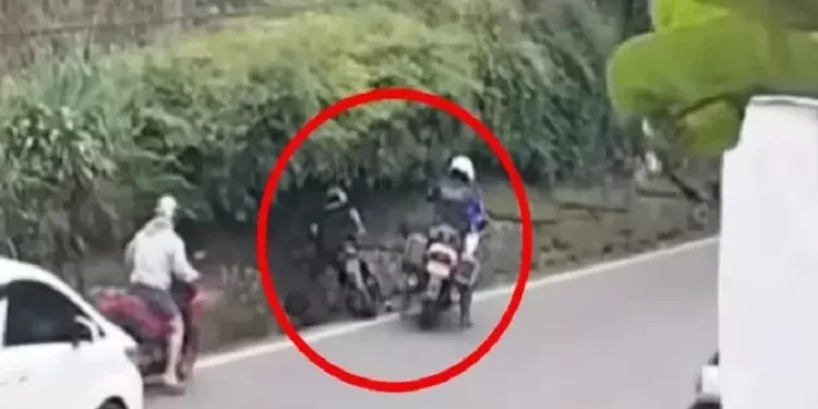 Viral! Polisi Patwal Diduga Tendang Pemotor di Puncak, Polres Bogor Minta Maaf
