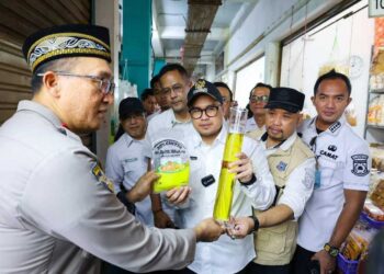 Jelang Hari Raya, Polsek Ciputat Dampingi Pemkot Sidak Pasar Bintaro Pastikan Stabilitas Harga