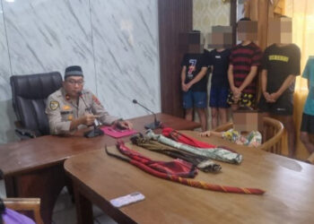 Polsek Ciputat Timur Bina Enam Pemuda yang Terlibat Perang Sarung