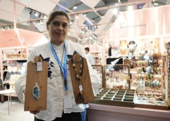 Dukungan BRI Antar Usaha Lokal Perhiasan Batu Alam Jangkau Pasar Internasional