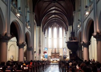 Misa Jumat Agung, Gereja Katedral Siapkan 4.600 Kursi untuk Tiga Sesi