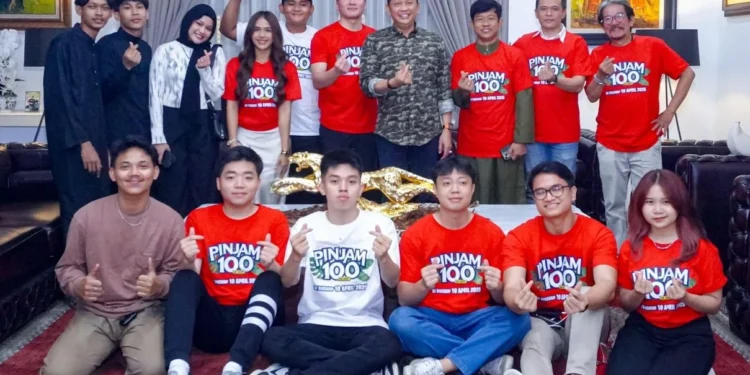 “Pinjam 100 The Movie” Siap Bersaing dengan Genre Horor yang Mendominasi Layar Bioskop