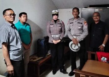 Antisipasi Kemacetan, Polsek dan Samsat Ciputat Atur Lalin di Pintu Tol Pamulang