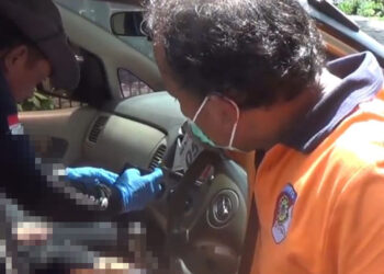 Diduga Keracunan AC, Sejoli di Surabaya Ditemukan Tewas Dalam Mobil
