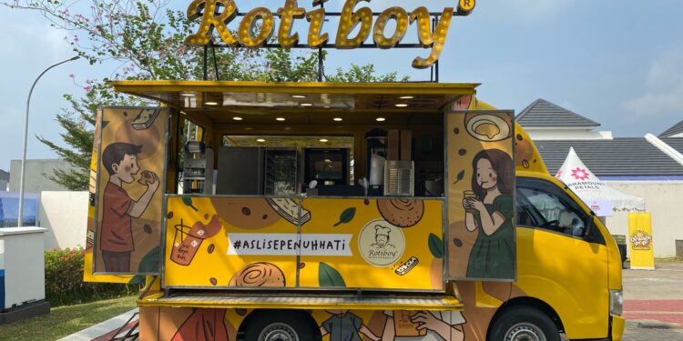 Asyik, Masyarakat Bisa Nikmati Aneka Jajanan di Foodtruck Days Paramount Petals