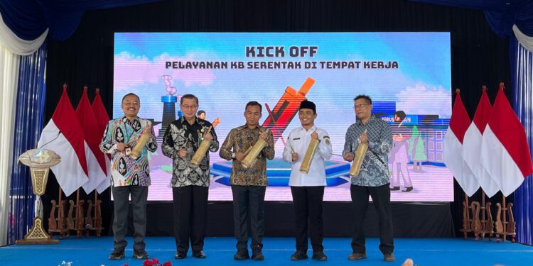 Pelayanan KB Serentak di Tempat Kerja, Lindungi Hak Reproduksi Pekerja Perempuan