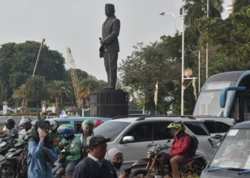 Patung MH Thamrin Lama Dipindahkan, Pramono Anung Bakal Bikin yang Baru