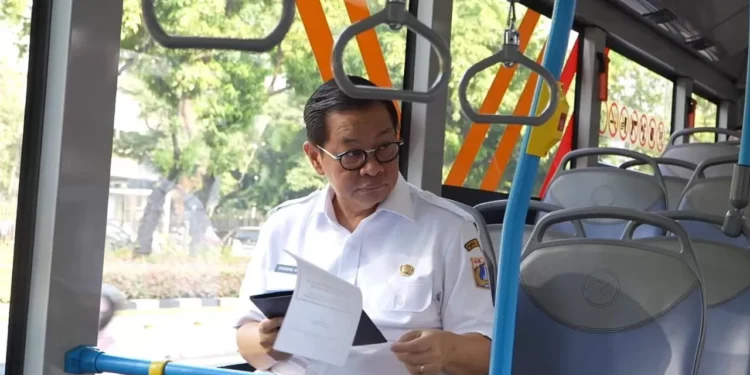 ASN Ogah Naik Transportasi Umum, Siap-Siap dapat Sanksi Ini dari Gubernur Jakarta