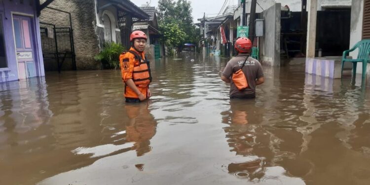 Imbas Diguyur Hujan Deras, Banjir Rendam Wilayah Tangsel dan Tangerang