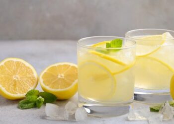 Ini yang Terjadi pada Tubuh Bila Rutin Minum Air Lemon 30 Hari