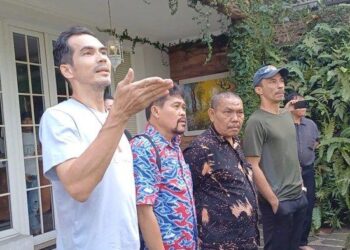 Rumahnya Dieksekusi PN Cibinong, Atalarik Syach Sebut Tidak Manusiawi