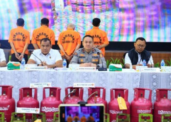 Beromset Milyaran, Sindikat Pengoplos Gas LPG Subsidi di Semarang dan Karawang Dibekuk Polisi