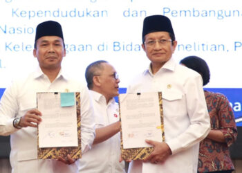 Menteri Wihaji-Menag Nasarudin Teken Kerjasama Program KB dan Penyuluh Agama