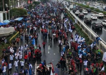 Rusuh Aksi May Day di Depan Gedung Parlemen, Polisi Tangkap 13 Orang Pelaku Anarkis