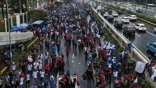 Rusuh Aksi May Day di Depan Gedung Parlemen, Polisi Tangkap 13 Orang Pelaku Anarkis