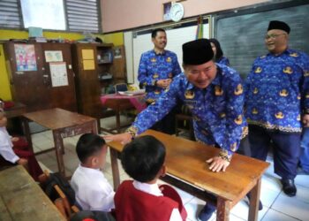 Tok! MK Putuskan Sekolah SD-SMP Negeri dan Swasta Gratis