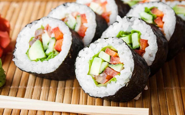 Sama-Sama Nasi Gulung, Apa Bedanya Kimbap dengan Sushi?