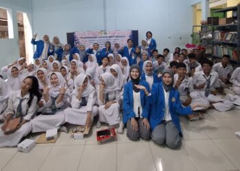 Pengembangan Aplikasi Mobile untuk Meningkatkan Literasi Keuangan Siswa Secara Inklusif