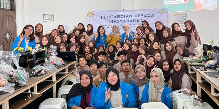 Pencatatan Pengeluaran Uang Jajan sebagai Strategi Dasar Pengelolaan Keuangan Pribadi bagi Pelajar