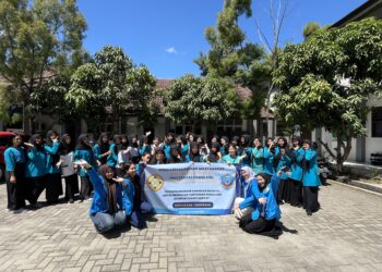 Gen Z Cerdas Finansial: Cara Hasilkan Uang dari Media Sosial