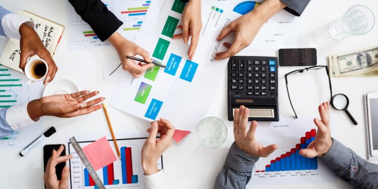 Akuntansi, Ekonomi, dan Bisnis: Pilar Kesuksesan Finansial Masa Depan