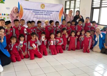 Membangun Kebiasaan Menabung Sejak Dini Melalui Celengan Kreatif