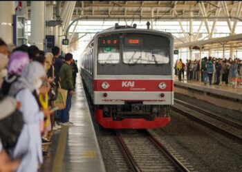HUT Jakarta Hari Ini, KRL Jabodetabek Beroperasi hingga Pukul 01.00 WIB