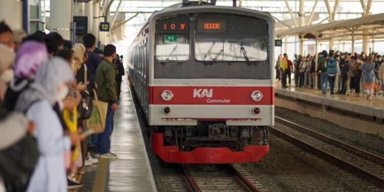 HUT Jakarta Hari Ini, KRL Jabodetabek Beroperasi hingga Pukul 01.00 WIB