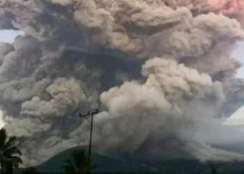 Gunung Lewotobi Laki-Laki di NTT Meletus, BNPB Sebut Tidak Ada Korban Jiwa