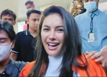 Proses Hukum Tahap Dua Nikita Mirzani Tertunda, Tersangka Dirawat di RS?