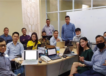 Pelatihan Sales Properti Tangsel oleh Pakar Digital Marketing Yusuf Hidayatulloh